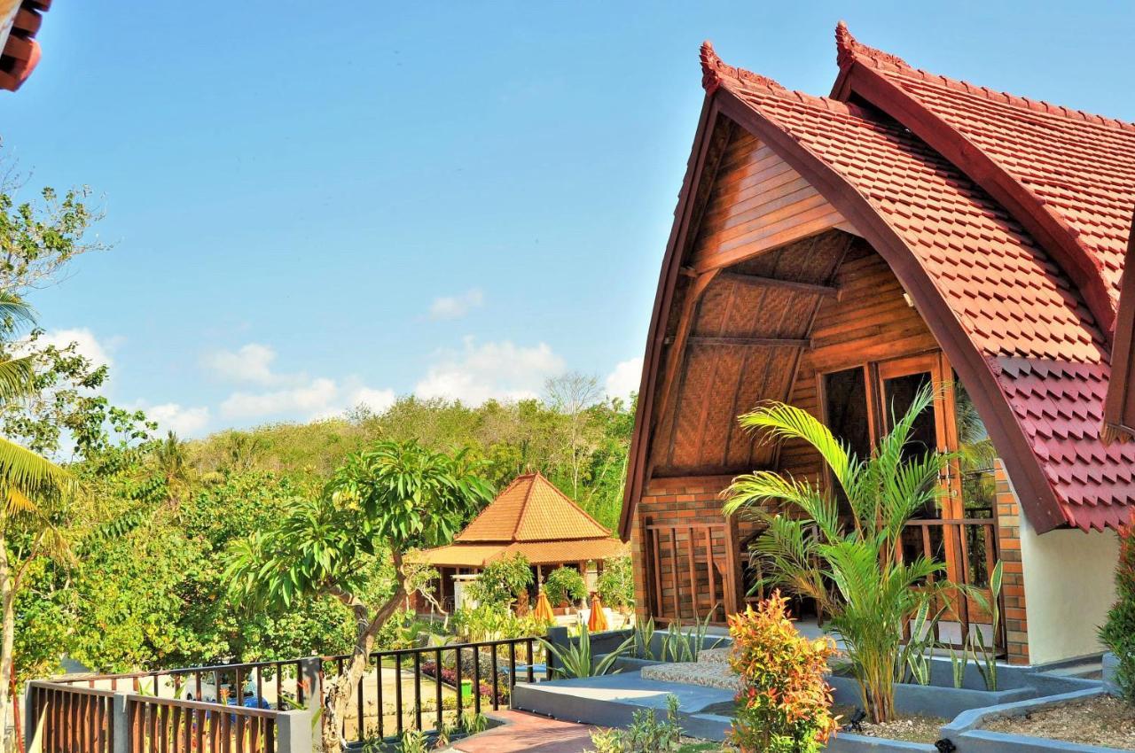 Surya Chandra Beach Bungalow Batununggul Dış mekan fotoğraf