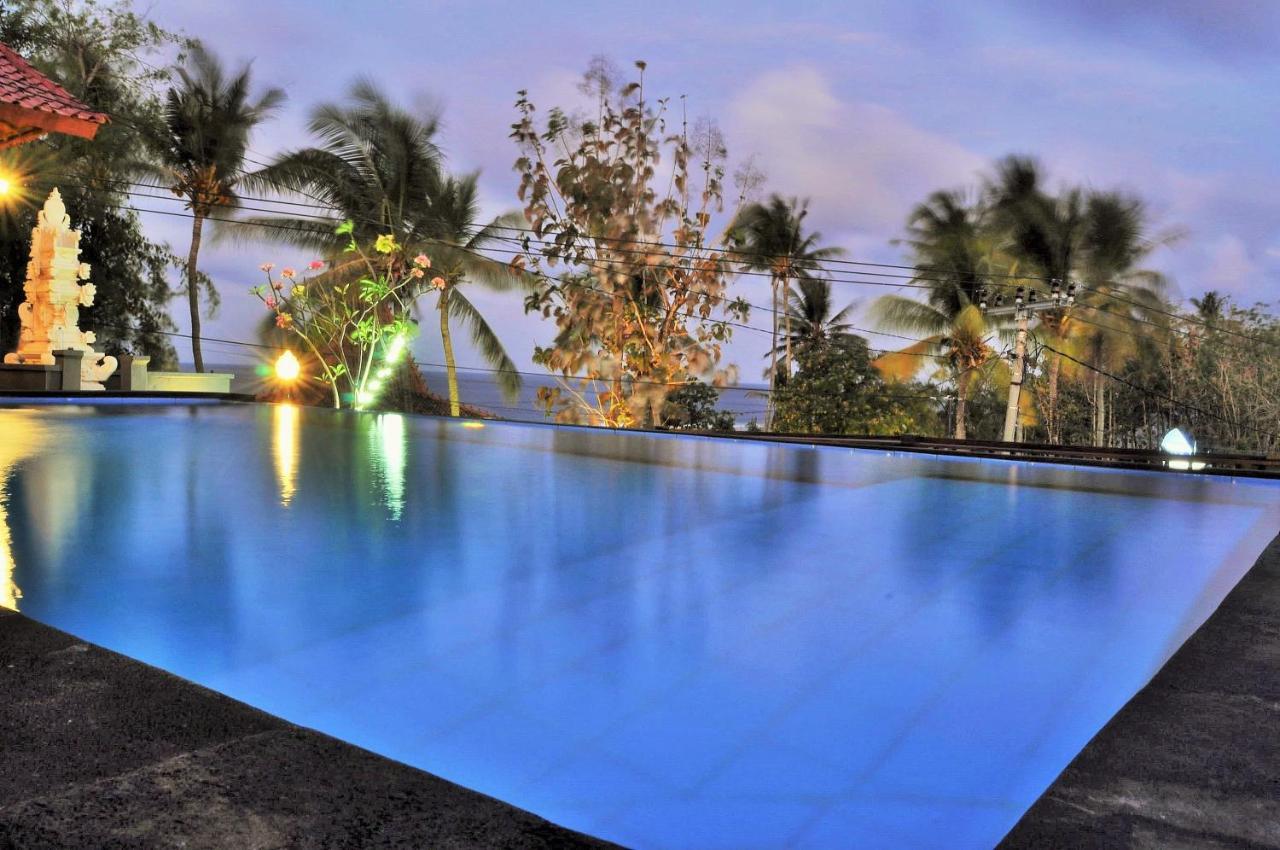 Surya Chandra Beach Bungalow Batununggul Dış mekan fotoğraf