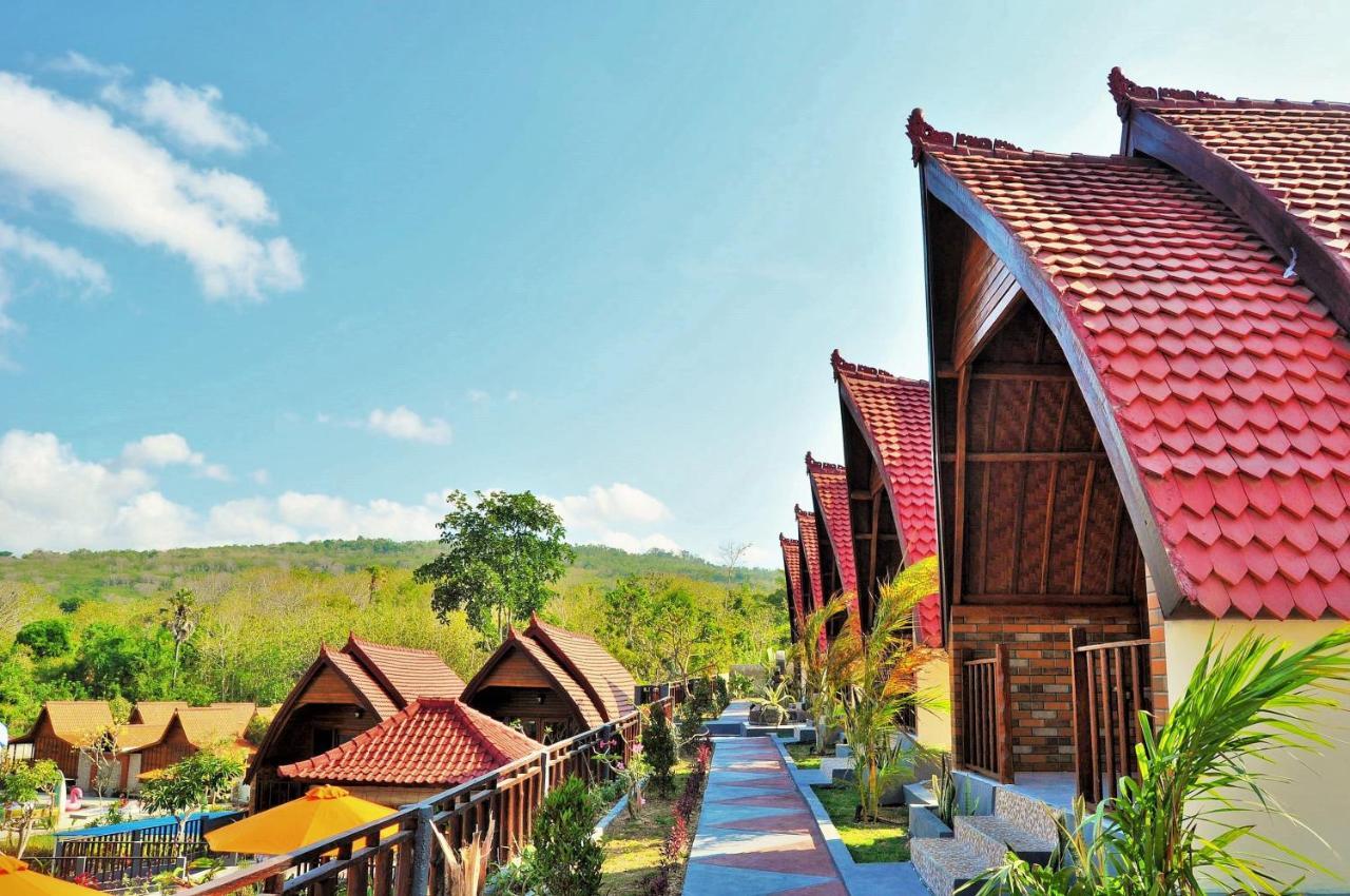 Surya Chandra Beach Bungalow Batununggul Dış mekan fotoğraf