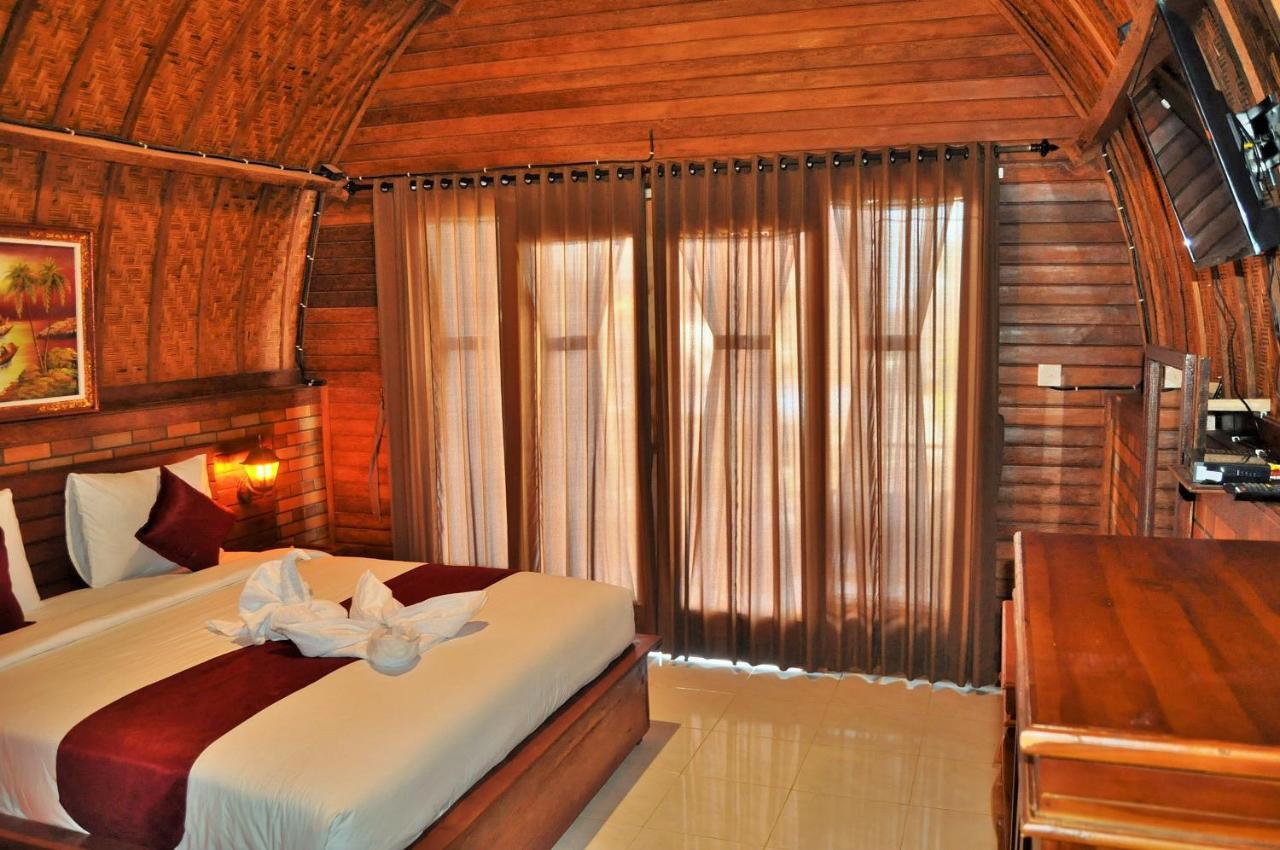 Surya Chandra Beach Bungalow Batununggul Dış mekan fotoğraf